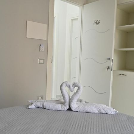 Bebsantaniellohouse1 Bed & Breakfast Napoli Eksteriør bilde