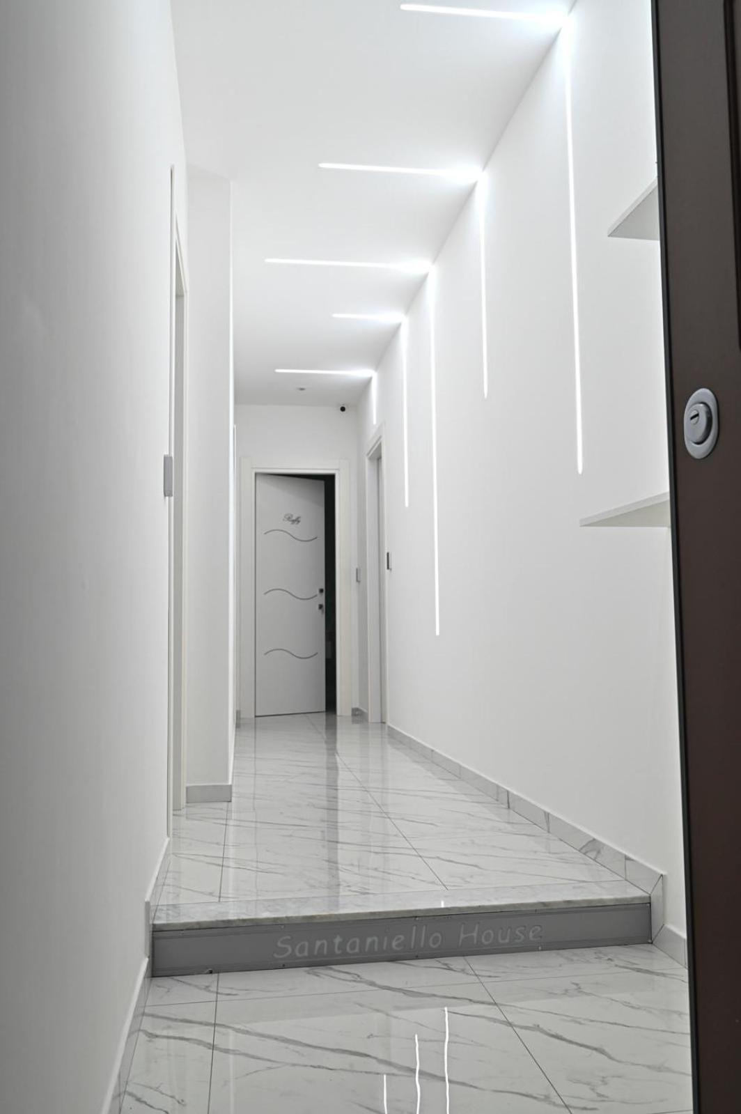 Bebsantaniellohouse1 Bed & Breakfast Napoli Eksteriør bilde