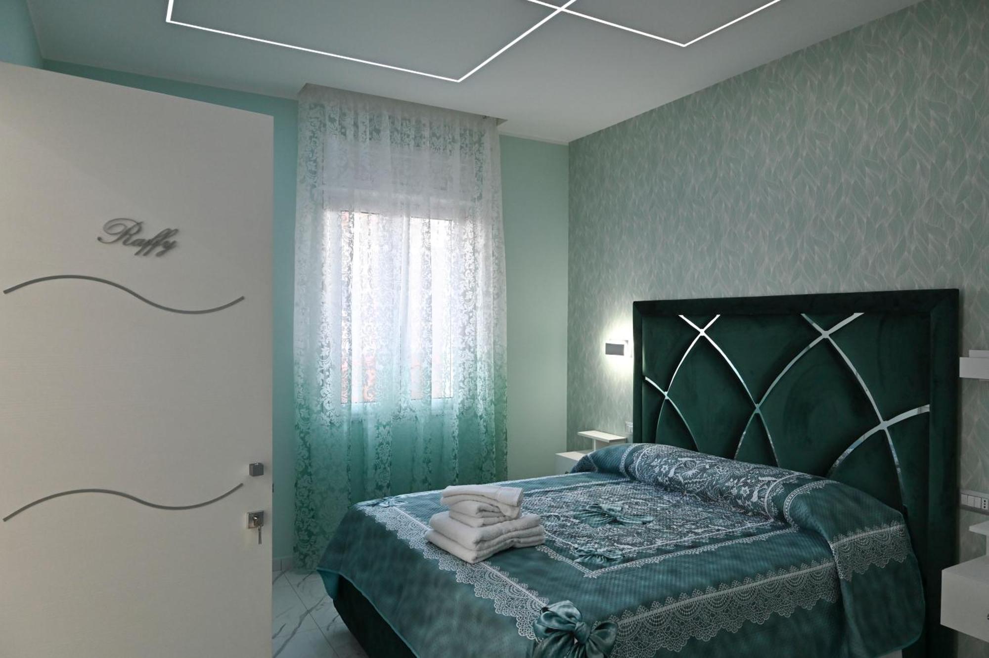 Bebsantaniellohouse1 Bed & Breakfast Napoli Eksteriør bilde
