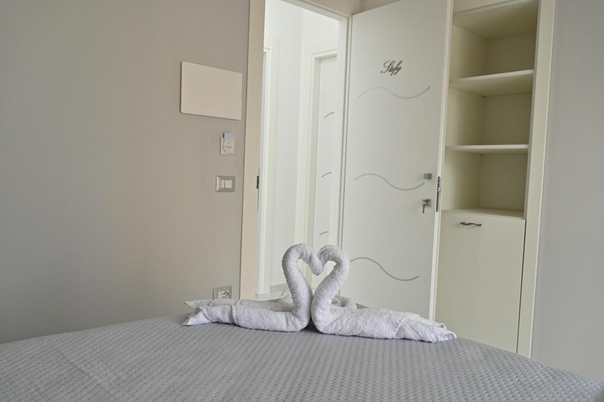 Bebsantaniellohouse1 Bed & Breakfast Napoli Eksteriør bilde