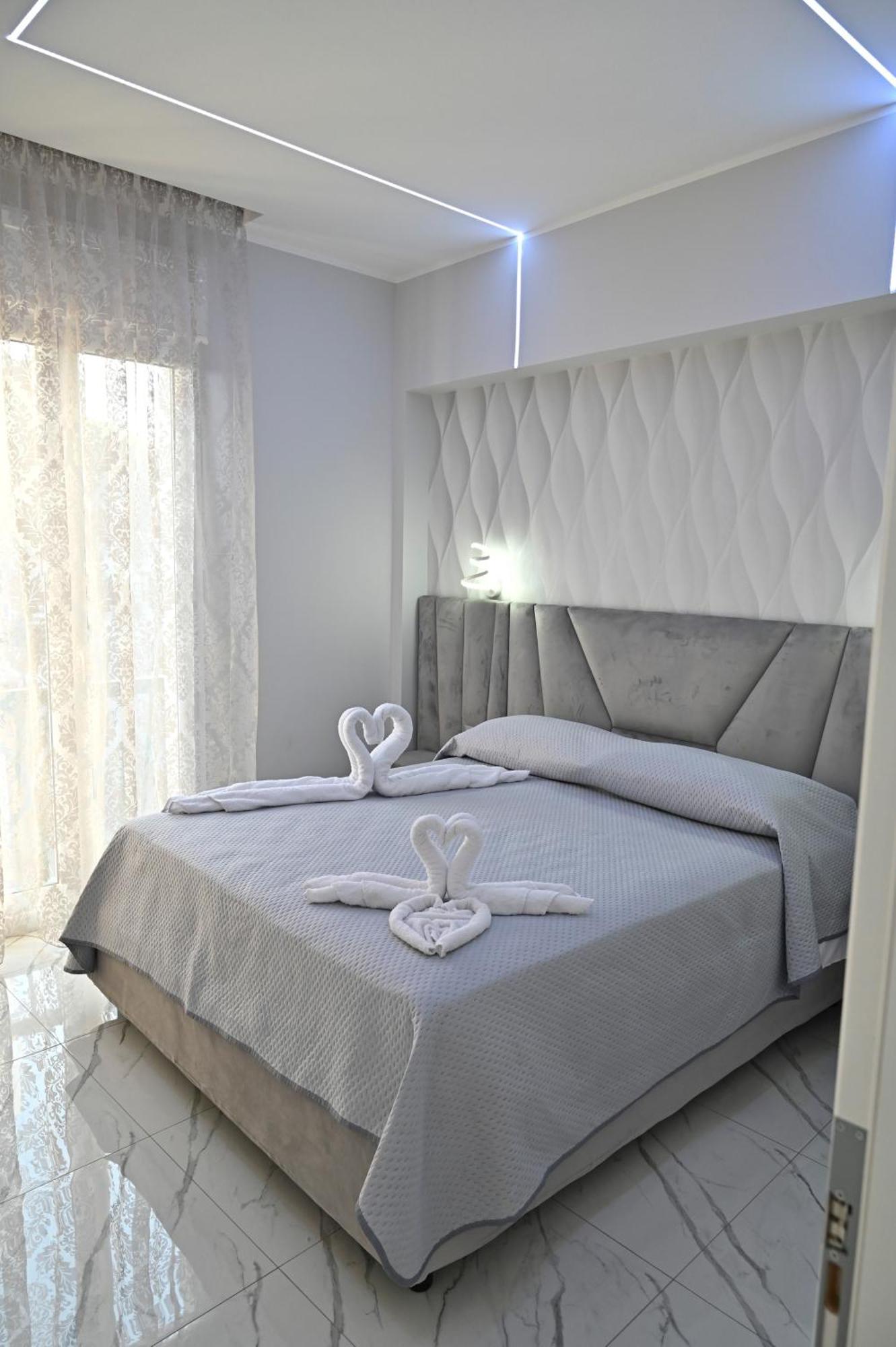 Bebsantaniellohouse1 Bed & Breakfast Napoli Eksteriør bilde
