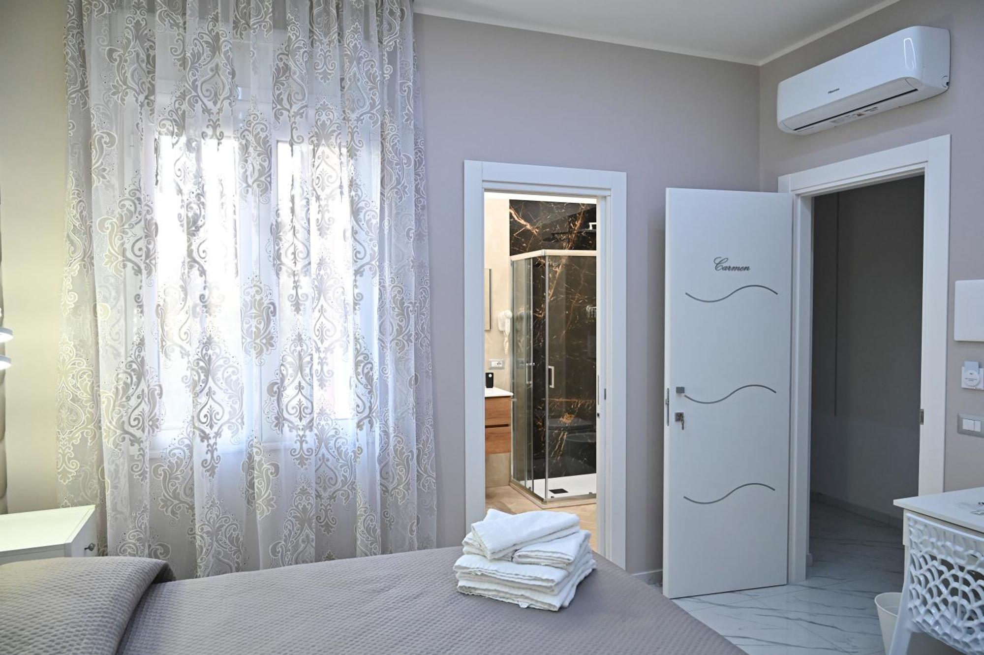 Bebsantaniellohouse1 Bed & Breakfast Napoli Eksteriør bilde